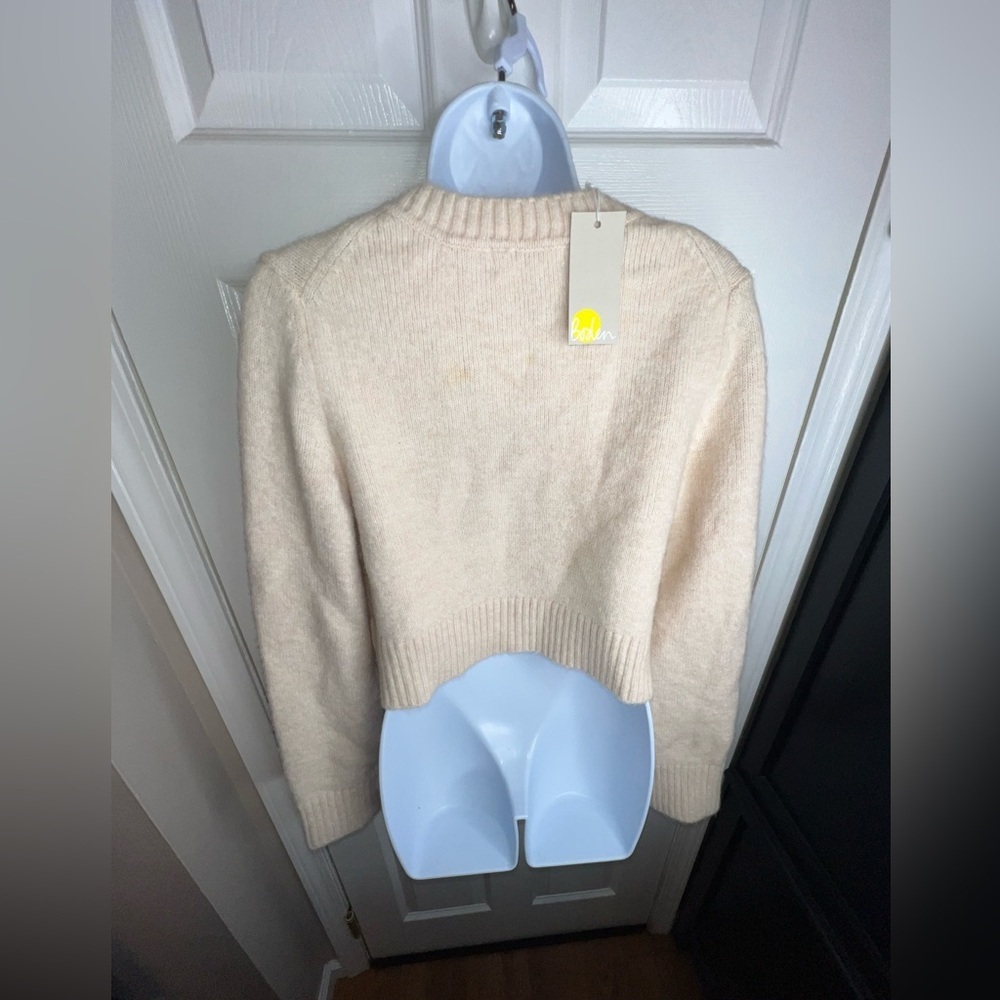 NWT Boden Women’s Medium Fluffy Mohair Wool Cropped Cream VNeck Jumper Sweater M - Picture 5 of 16